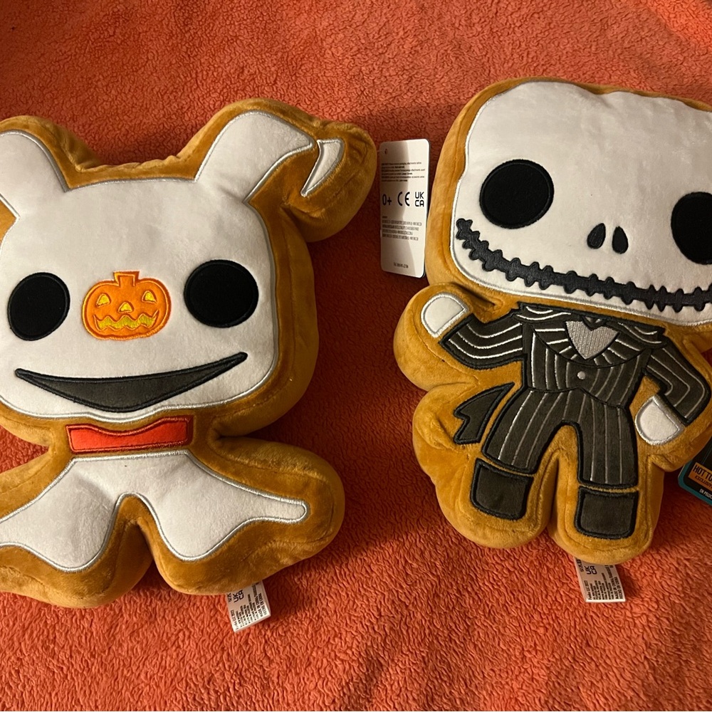 NWT funko pop plushies gingerbread lot 2 Jack Skeleton Zero hot topic exclusive
